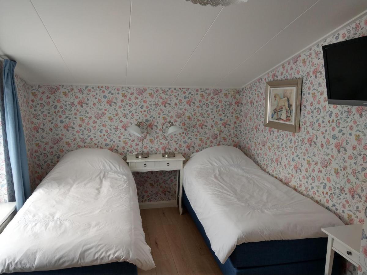 B&B De Blauwe Tulp Noord-Scharwoude Екстер'єр фото